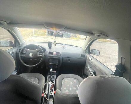 Чорний Шкода Фабія, об'ємом двигуна 1.4 л та пробігом 179 тис. км за 3650 $, фото 2 на Automoto.ua