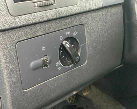 Черный Шкода Фабия, объемом двигателя 1.4 л и пробегом 308 тыс. км за 3390 $, фото 22 на Automoto.ua