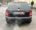 Черный Шкода Фабия, объемом двигателя 1.4 л и пробегом 308 тыс. км за 3390 $, фото 5 на Automoto.ua