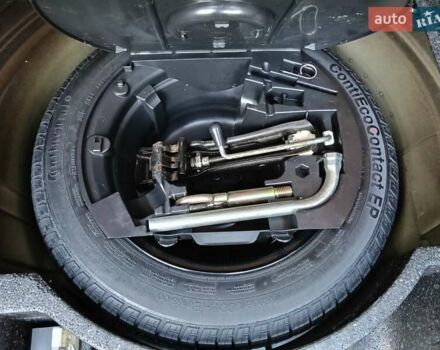 Черный Шкода Фабия, объемом двигателя 1.4 л и пробегом 225 тыс. км за 4800 $, фото 66 на Automoto.ua