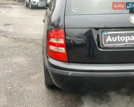 Черный Шкода Фабия, объемом двигателя 1.4 л и пробегом 308 тыс. км за 3390 $, фото 11 на Automoto.ua