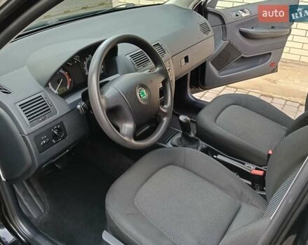 Черный Шкода Фабия, объемом двигателя 1.4 л и пробегом 225 тыс. км за 4800 $, фото 45 на Automoto.ua