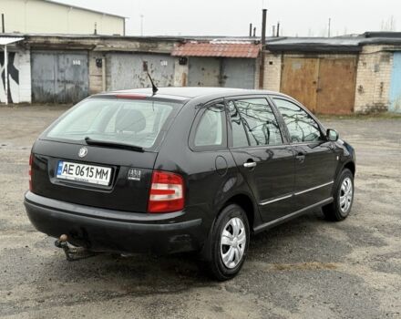 Черный Шкода Фабия, объемом двигателя 1.4 л и пробегом 233 тыс. км за 3800 $, фото 2 на Automoto.ua