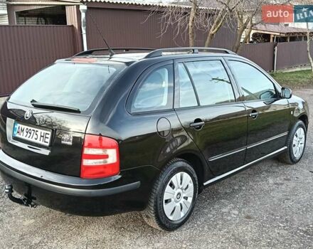 Черный Шкода Фабия, объемом двигателя 1.4 л и пробегом 225 тыс. км за 4800 $, фото 29 на Automoto.ua