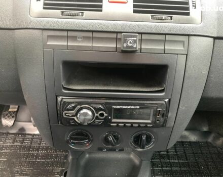 Черный Шкода Фабия, объемом двигателя 1.4 л и пробегом 308 тыс. км за 3390 $, фото 26 на Automoto.ua