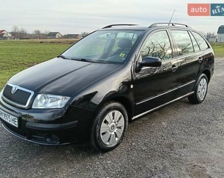 Черный Шкода Фабия, объемом двигателя 1.4 л и пробегом 225 тыс. км за 4800 $, фото 34 на Automoto.ua