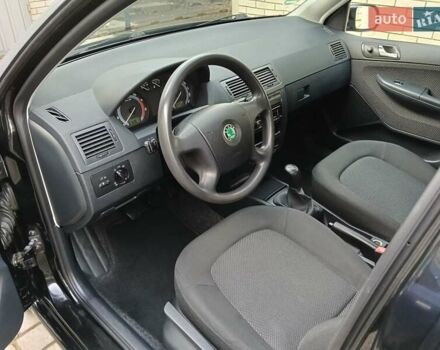 Черный Шкода Фабия, объемом двигателя 1.4 л и пробегом 225 тыс. км за 4800 $, фото 40 на Automoto.ua