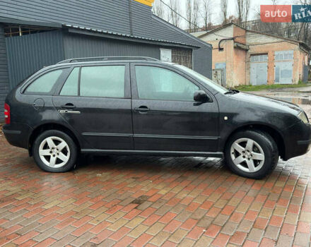 Черный Шкода Фабия, объемом двигателя 1.9 л и пробегом 225 тыс. км за 3700 $, фото 3 на Automoto.ua