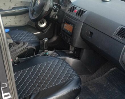 Черный Шкода Фабия, объемом двигателя 1.2 л и пробегом 300 тыс. км за 4350 $, фото 12 на Automoto.ua