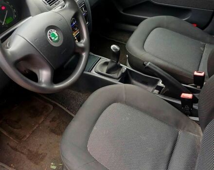 Чорний Шкода Фабія, об'ємом двигуна 1.4 л та пробігом 224 тис. км за 4500 $, фото 3 на Automoto.ua