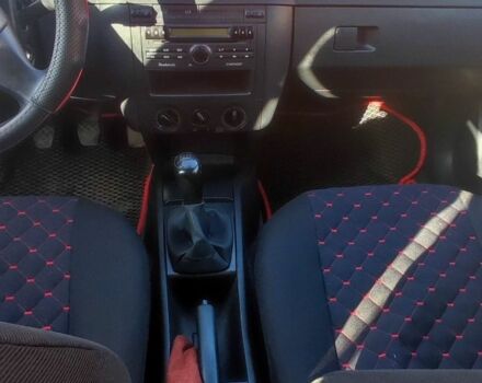 Черный Шкода Фабия, объемом двигателя 1.4 л и пробегом 367 тыс. км за 3500 $, фото 5 на Automoto.ua