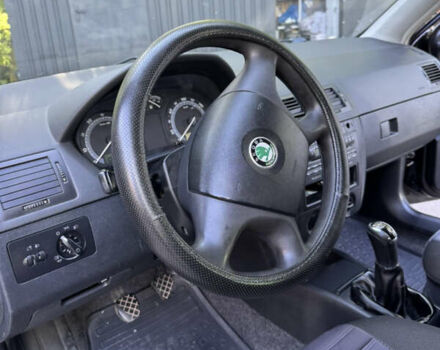Шкода Фабия 2004 в Тернополе на Automoto.ua Черный Шкода Фабия, объемом двигателя 1.4 л и пробегом 261 тыс. км за 3950 $, фото 10 на Automoto.ua
