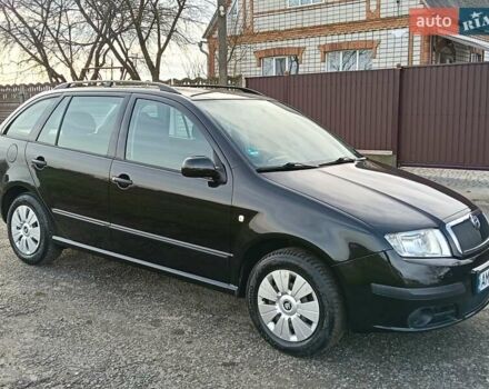 Черный Шкода Фабия, объемом двигателя 1.4 л и пробегом 225 тыс. км за 4800 $, фото 27 на Automoto.ua