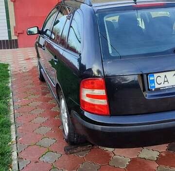 Черный Шкода Фабия, объемом двигателя 1.4 л и пробегом 387 тыс. км за 3500 $, фото 6 на Automoto.ua
