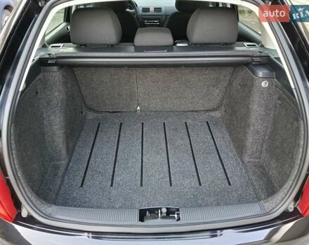 Черный Шкода Фабия, объемом двигателя 1.4 л и пробегом 225 тыс. км за 4800 $, фото 60 на Automoto.ua