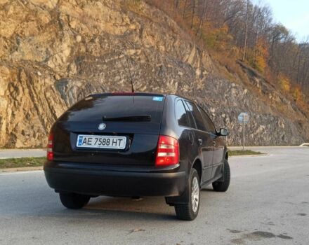 Черный Шкода Фабия, объемом двигателя 1.2 л и пробегом 300 тыс. км за 4350 $, фото 18 на Automoto.ua