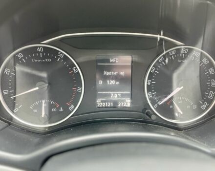 Черный Шкода Фабия, объемом двигателя 1.4 л и пробегом 230 тыс. км за 3999 $, фото 8 на Automoto.ua