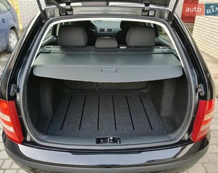 Черный Шкода Фабия, объемом двигателя 1.4 л и пробегом 225 тыс. км за 4800 $, фото 59 на Automoto.ua