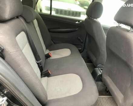 Черный Шкода Фабия, объемом двигателя 1.4 л и пробегом 308 тыс. км за 3390 $, фото 30 на Automoto.ua