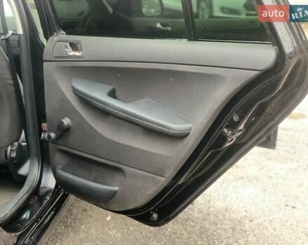 Черный Шкода Фабия, объемом двигателя 1.4 л и пробегом 308 тыс. км за 3390 $, фото 16 на Automoto.ua