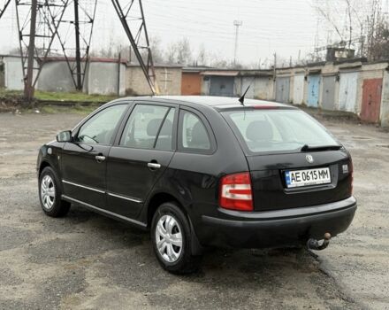 Черный Шкода Фабия, объемом двигателя 1.4 л и пробегом 233 тыс. км за 3800 $, фото 1 на Automoto.ua