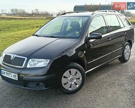 Черный Шкода Фабия, объемом двигателя 1.4 л и пробегом 225 тыс. км за 4800 $, фото 15 на Automoto.ua