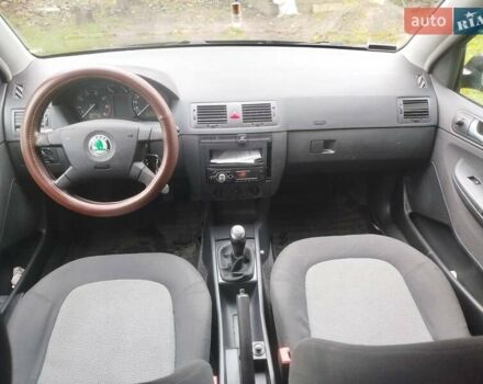 Шкода Фабия 2004 в Виннице на Automoto.ua Черный Шкода Фабия, объемом двигателя 1.39 л и пробегом 308 тыс. км за 3300 $, фото 12 на Automoto.ua