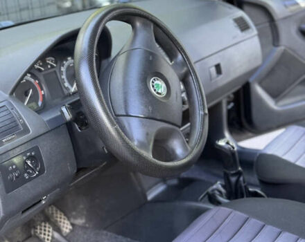 Шкода Фабия 2004 в Тернополе на Automoto.ua Черный Шкода Фабия, объемом двигателя 1.4 л и пробегом 261 тыс. км за 3950 $, фото 9 на Automoto.ua