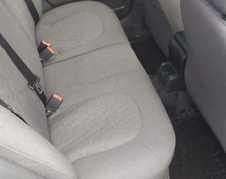 Черный Шкода Фабия, объемом двигателя 1.39 л и пробегом 320 тыс. км за 3899 $, фото 4 на Automoto.ua