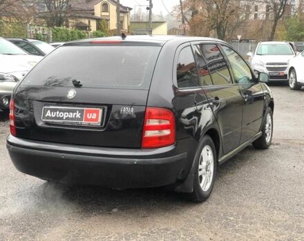 Черный Шкода Фабия, объемом двигателя 1.4 л и пробегом 308 тыс. км за 3390 $, фото 4 на Automoto.ua