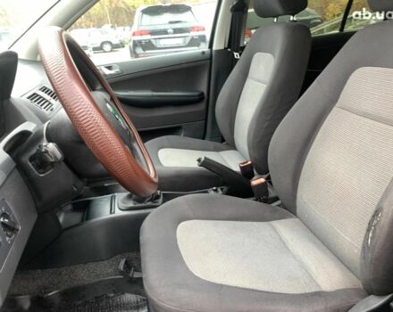 Черный Шкода Фабия, объемом двигателя 1.4 л и пробегом 308 тыс. км за 3390 $, фото 23 на Automoto.ua