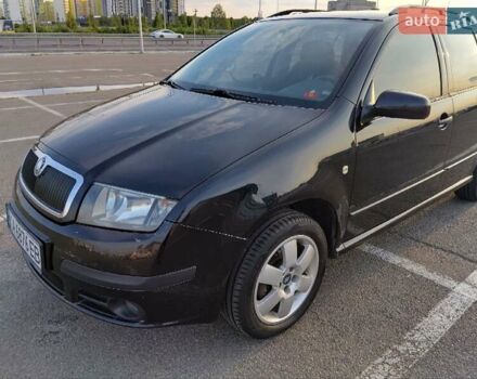 Черный Шкода Фабия, объемом двигателя 1.39 л и пробегом 240 тыс. км за 5000 $, фото 25 на Automoto.ua