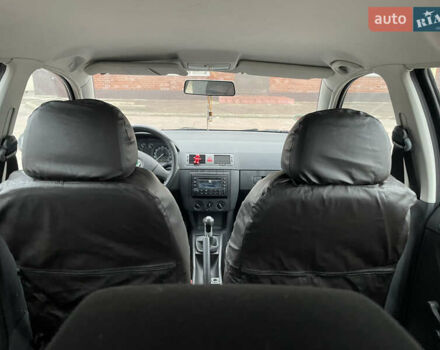 Черный Шкода Фабия, объемом двигателя 1.2 л и пробегом 245 тыс. км за 3450 $, фото 31 на Automoto.ua