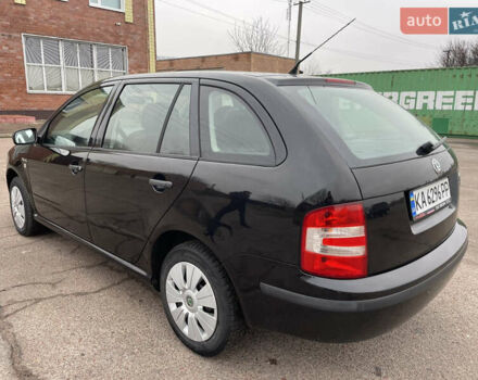 Черный Шкода Фабия, объемом двигателя 1.2 л и пробегом 245 тыс. км за 3450 $, фото 13 на Automoto.ua