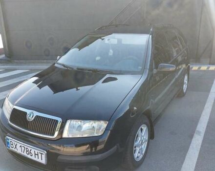 Черный Шкода Фабия, объемом двигателя 1.39 л и пробегом 240 тыс. км за 5300 $, фото 3 на Automoto.ua