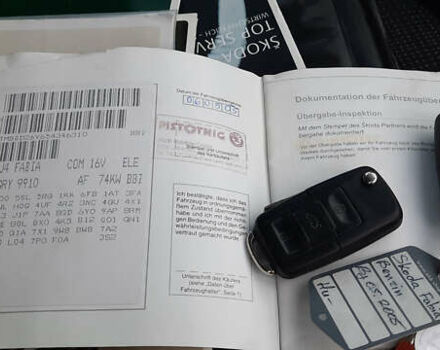 Черный Шкода Фабия, объемом двигателя 1.39 л и пробегом 168 тыс. км за 4600 $, фото 44 на Automoto.ua