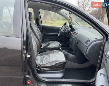 Черный Шкода Фабия, объемом двигателя 1.2 л и пробегом 245 тыс. км за 3450 $, фото 39 на Automoto.ua