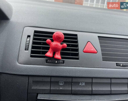 Черный Шкода Фабия, объемом двигателя 1.2 л и пробегом 245 тыс. км за 3450 $, фото 47 на Automoto.ua