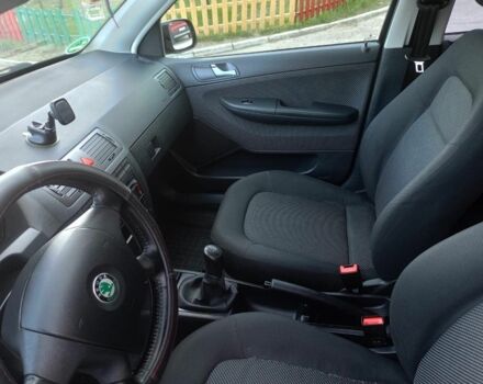 Чорний Шкода Фабія, об'ємом двигуна 1.4 л та пробігом 202 тис. км за 4650 $, фото 3 на Automoto.ua