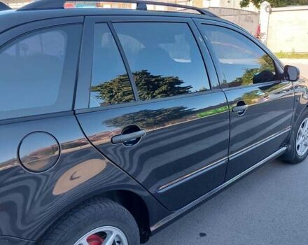 Черный Шкода Фабия, объемом двигателя 1.39 л и пробегом 240 тыс. км за 5300 $, фото 2 на Automoto.ua