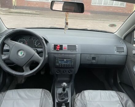 Чорний Шкода Фабія, об'ємом двигуна 1.2 л та пробігом 225 тис. км за 3450 $, фото 16 на Automoto.ua