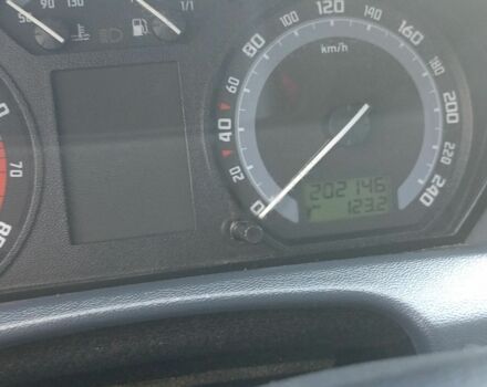 Чорний Шкода Фабія, об'ємом двигуна 1.4 л та пробігом 202 тис. км за 4650 $, фото 7 на Automoto.ua