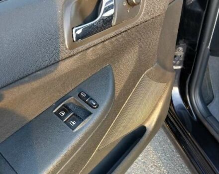 Черный Шкода Фабия, объемом двигателя 1.39 л и пробегом 240 тыс. км за 5000 $, фото 22 на Automoto.ua