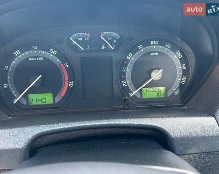 Шкода Фабия 2005 в Казатине на Automoto.ua Черный Шкода Фабия, объемом двигателя 1.4 л и пробегом 184 тыс. км за 4900 $, фото 15 на Automoto.ua