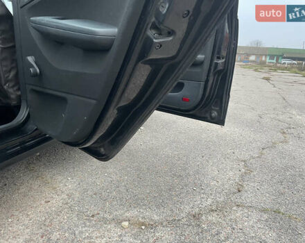 Черный Шкода Фабия, объемом двигателя 1.2 л и пробегом 245 тыс. км за 3450 $, фото 50 на Automoto.ua