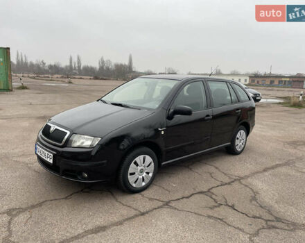Черный Шкода Фабия, объемом двигателя 1.2 л и пробегом 245 тыс. км за 3450 $, фото 5 на Automoto.ua