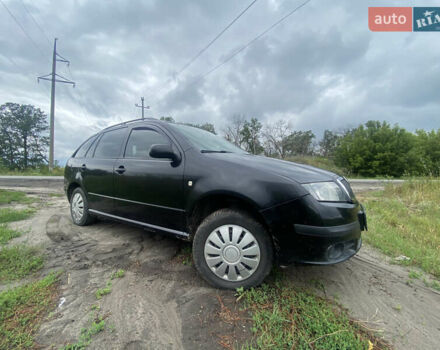 Чорний Шкода Фабія, об'ємом двигуна 1.39 л та пробігом 108 тис. км за 5500 $, фото 1 на Automoto.ua