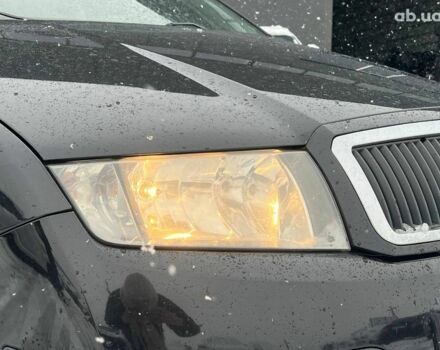 Черный Шкода Фабия, объемом двигателя 1.4 л и пробегом 276 тыс. км за 5440 $, фото 12 на Automoto.ua