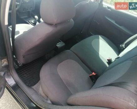 Черный Шкода Фабия, объемом двигателя 1.4 л и пробегом 235 тыс. км за 4700 $, фото 39 на Automoto.ua