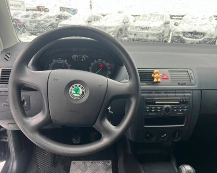 Черный Шкода Фабия, объемом двигателя 1.4 л и пробегом 276 тыс. км за 5440 $, фото 22 на Automoto.ua